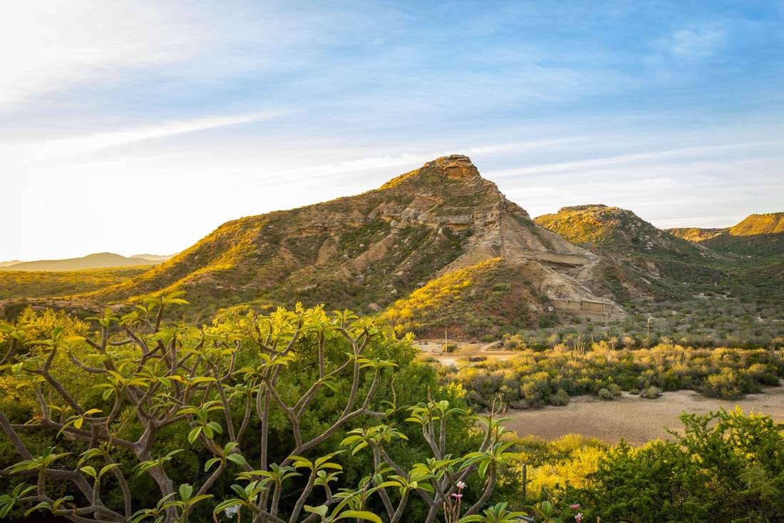The mountain that watches over Mesa del Mar