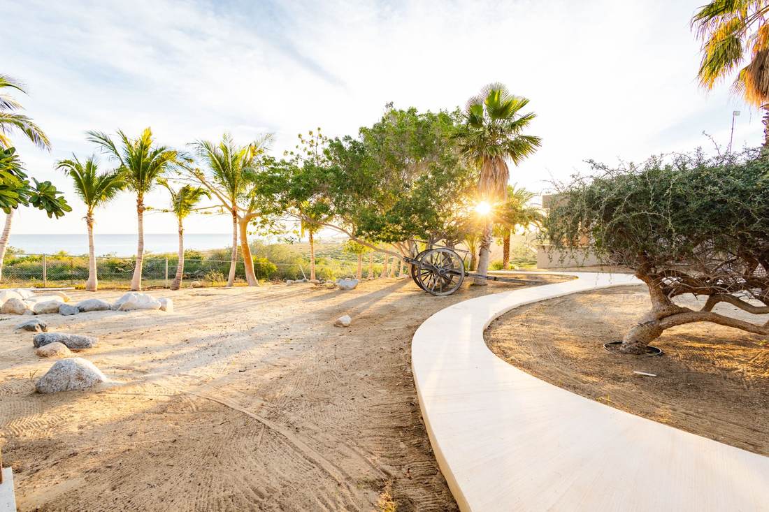 Winding path to the sea