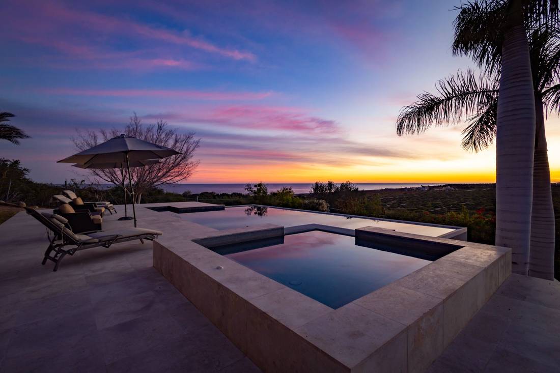 Infinity pool mountain